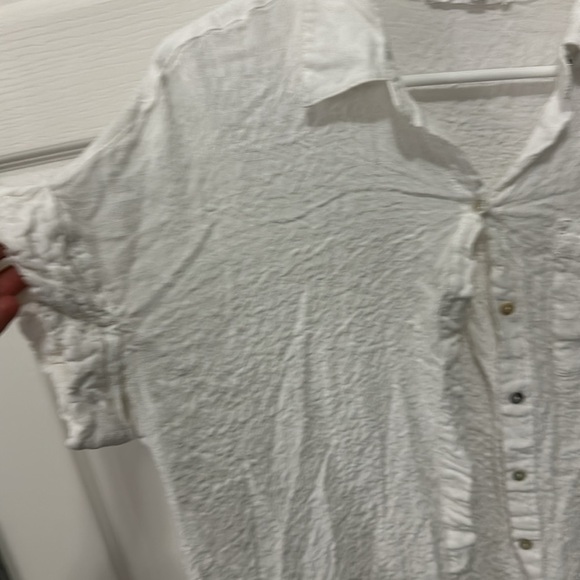 White lightweight button up Jane + delanancey top - Picture 2 of 4